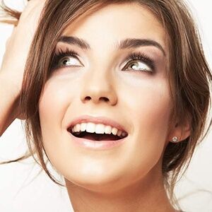 CATE & CHLOE Mallory Gold Plated STUD Cubic Zirconia EARRINGS